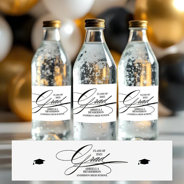 Étiquette Pour Bouteilles D'eau Élégant grade de calligraphie (Elegant Typography Graduation Water Bottle Labels)