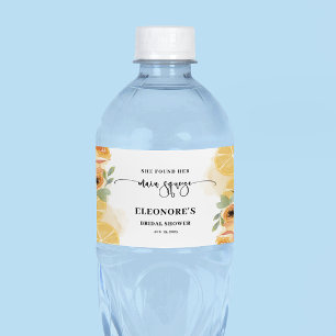 Étiquette Pour Bouteilles D'eau Elle a trouvé sa Fête des mariées principale Squee