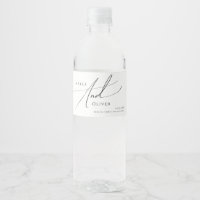 Étiquette de bouteille d'eau à script minimaliste