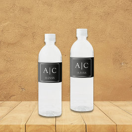 Étiquette Pour Bouteilles D'eau Mariage de Monogramme noir classique moderne