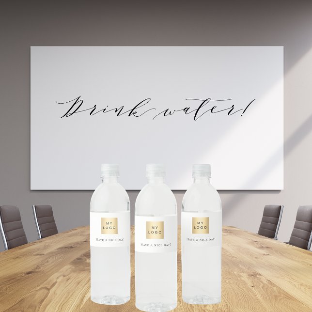 Étiquette Pour Bouteilles D'eau Texte du logo de l'entreprise (Créateur téléchargé)