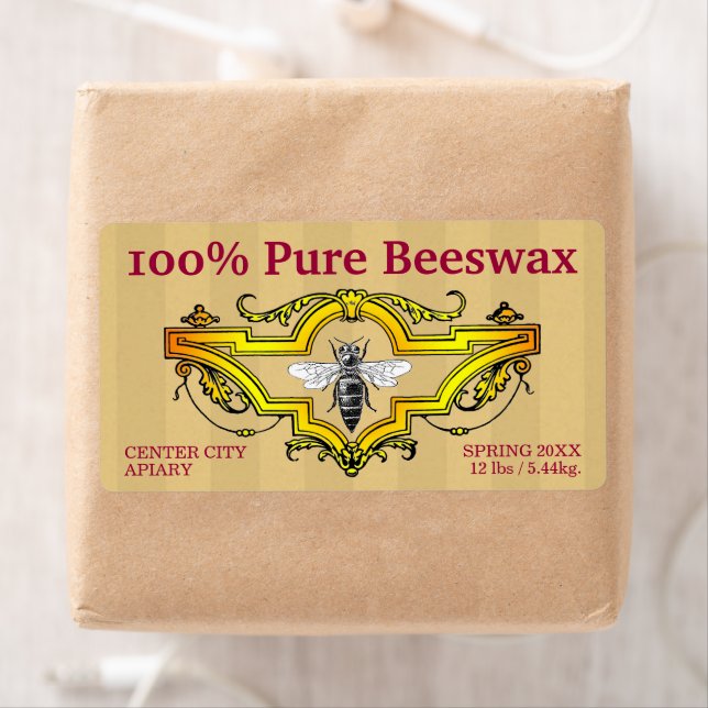 Étiquette Queen Bee Pure Beeswax produit de miel (En situation)