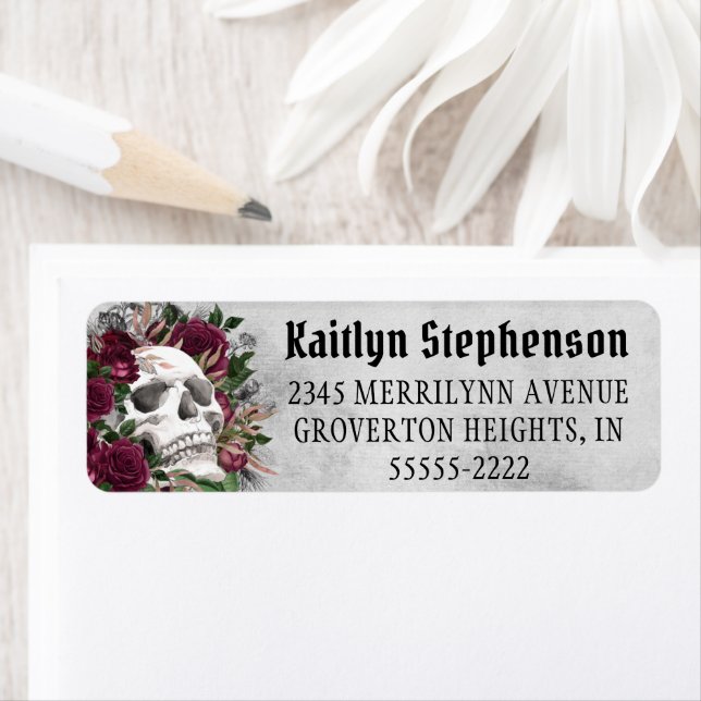 Étiquette Rose crâne gothique Bourgogne Maroon gris Étiquett (En situation)