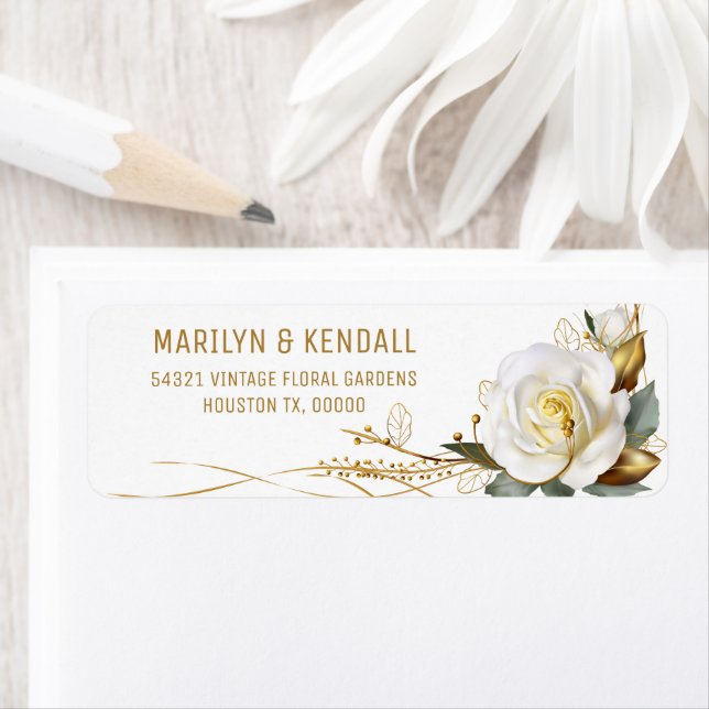 Étiquette Rose Gold Organic Floral Wedding Label (En situation)