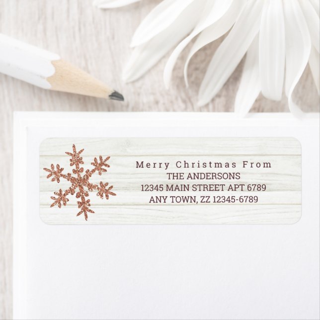 Étiquette Rose Gold Snowflake Chic Rustic Wood Holiday (En situation)