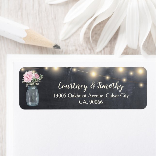 Étiquette Russe Chalkboard Peony Floral Mason Jar | (En situation)