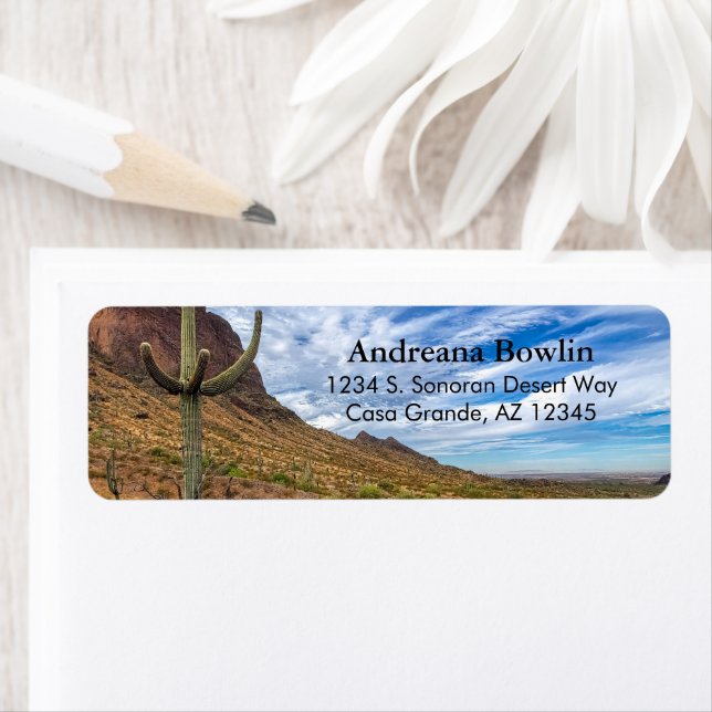 Étiquette Saguaro Cactus Arizona Ciel bleu nuages dramatique (En situation)