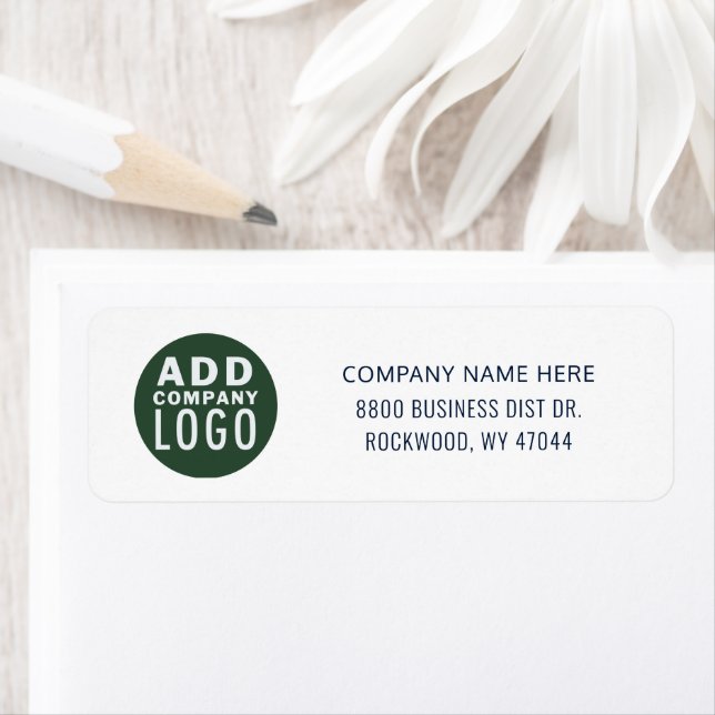 Étiquette Simple Business Logo Return Address (En situation)