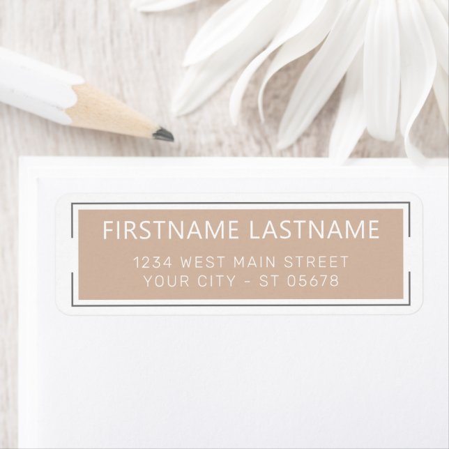 Étiquette Typographie de style blanc chic simple script (En situation)