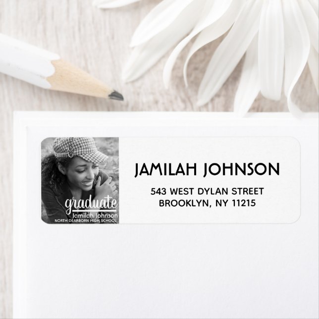 Étiquette Typographie moderne Graduation Adresse de retour (En situation)