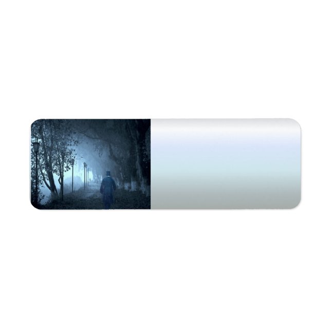 Étiquette Un étranger dans le parc dans le brouillard noctur (Devant)