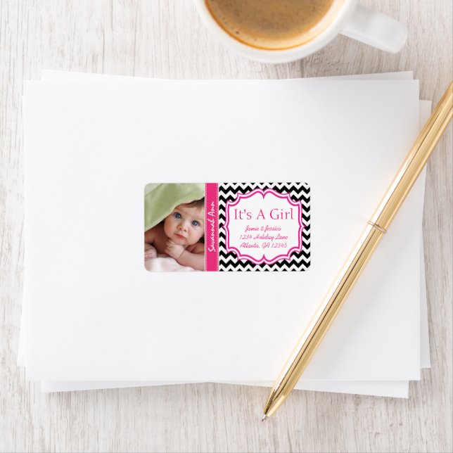 Étiquette Votre Photo Nouveau Bébé C'Est Une Fille ROSE Tend (En situation)