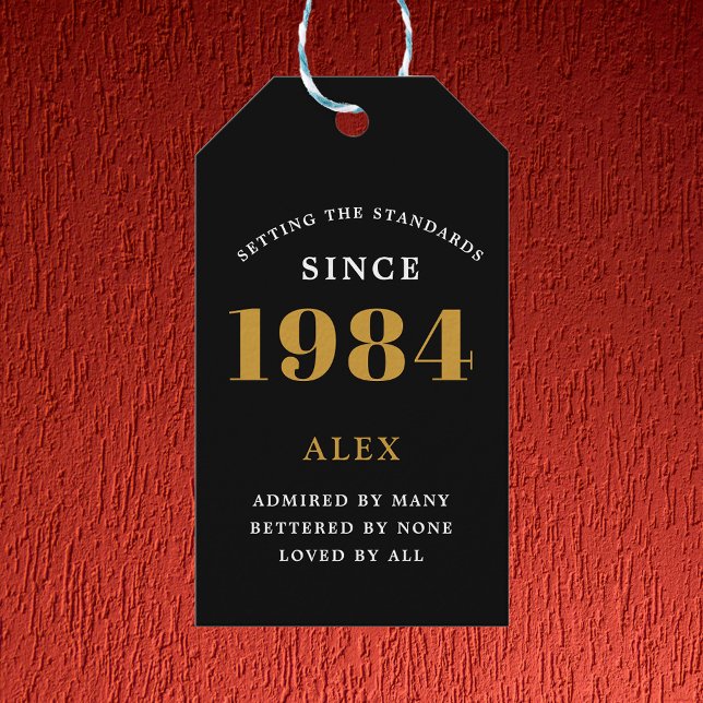 Étiquettes-cadeau 40e anniversaire Nom 1984 Black Gold Elegant Chic (Elegant Chic 1984 Black Gold Personalized 40th Birthday Gift Tags. )