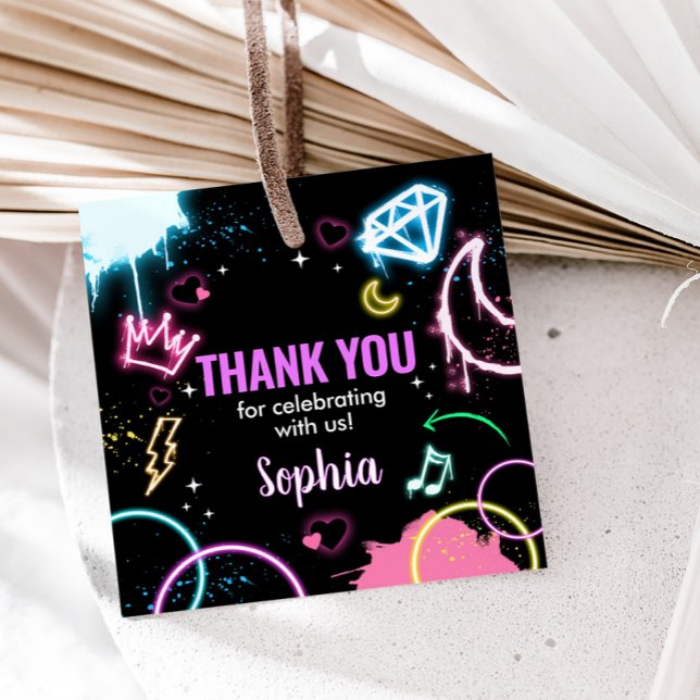 Étiquettes Cadeau Adolescent Neon Treizième anniversaire Carré (Neon Teenager 13th Birthday Party Favor Tags)