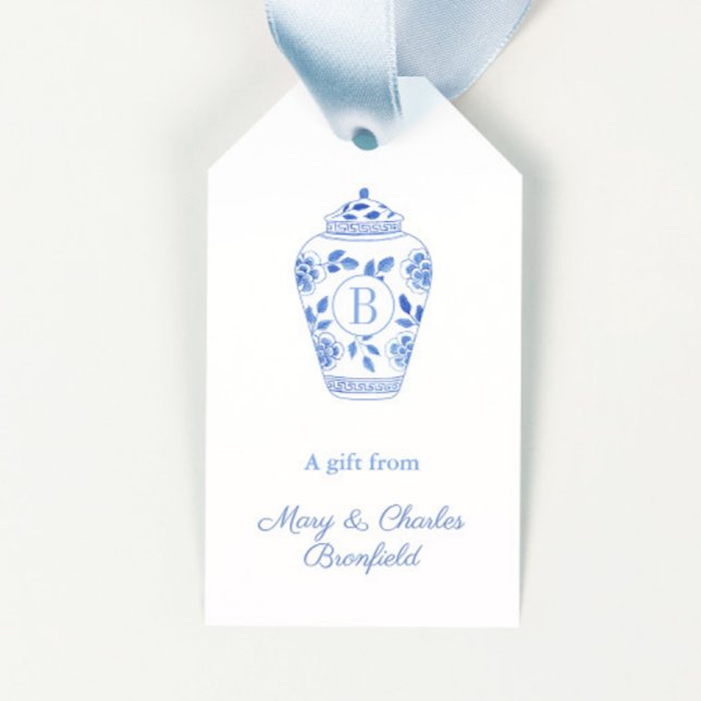 Étiquettes-cadeau Auberges élégantes de Monogram Ginger Jar (Hand painted in watercolor blue and white ginger jar with monogram hostess gift tags)