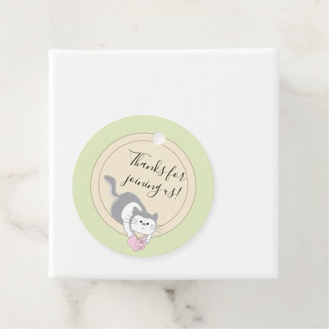Étiquettes Cadeau Baby shower Construire une bibliothèque rose (En situation)
