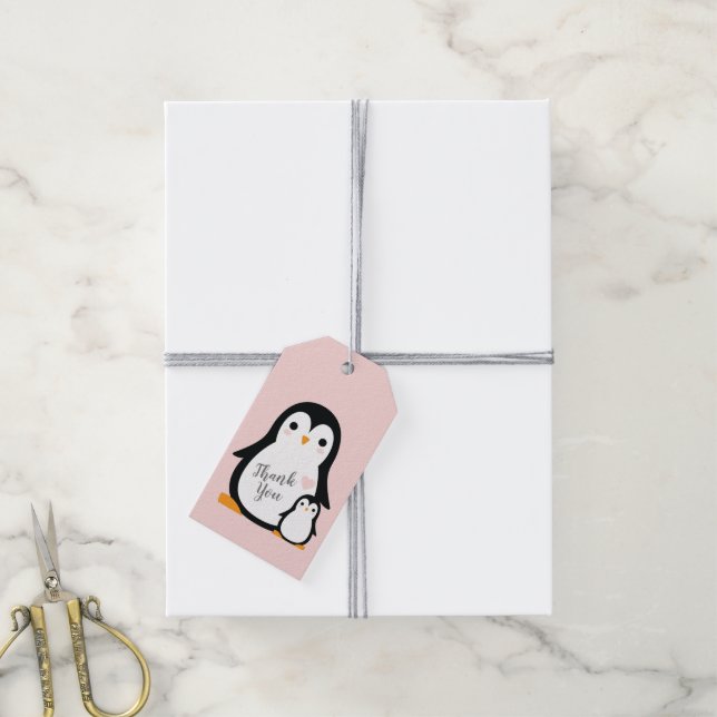 Étiquettes-cadeau Baby shower de pingouin rose (Avec de la ficelle)