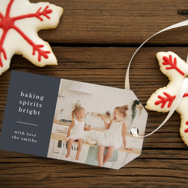 Étiquettes-cadeau Baking Spiritueux | Photo pour enfants design mode (Modern photo Christmas gift tags - “Baking Spirits Bright” for sweet holiday perfection)