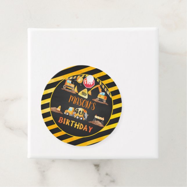Étiquettes Cadeau Balise de promotion d'anniversaire de construction (En situation)