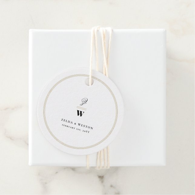 Étiquettes Cadeau Bars classiques Double Monogramme Mariage photo mo (En situation)