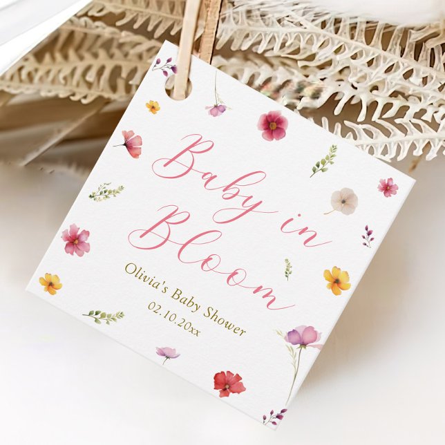 Étiquettes Cadeau Bébé rose dans douche fleurie (Créateur téléchargé)