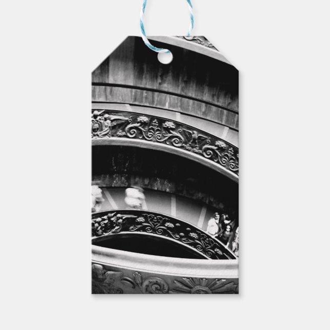 Étiquettes-cadeau Black and White Spiral Staircase (Devant)