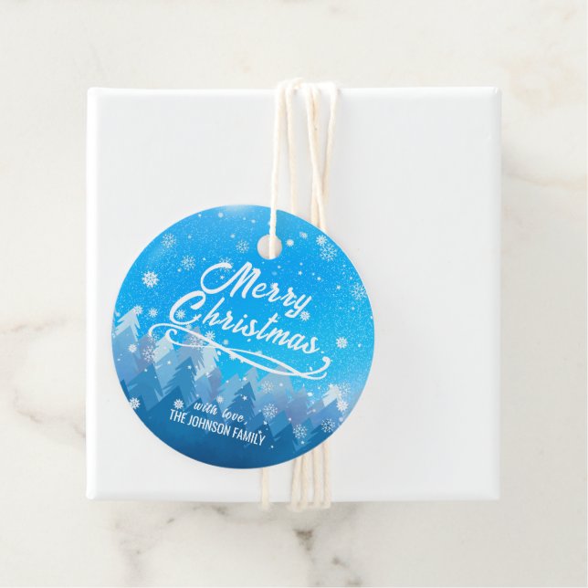 Étiquettes Cadeau Bleu Blanc Neige Paisible Forêt Joyeux Noël (En situation)