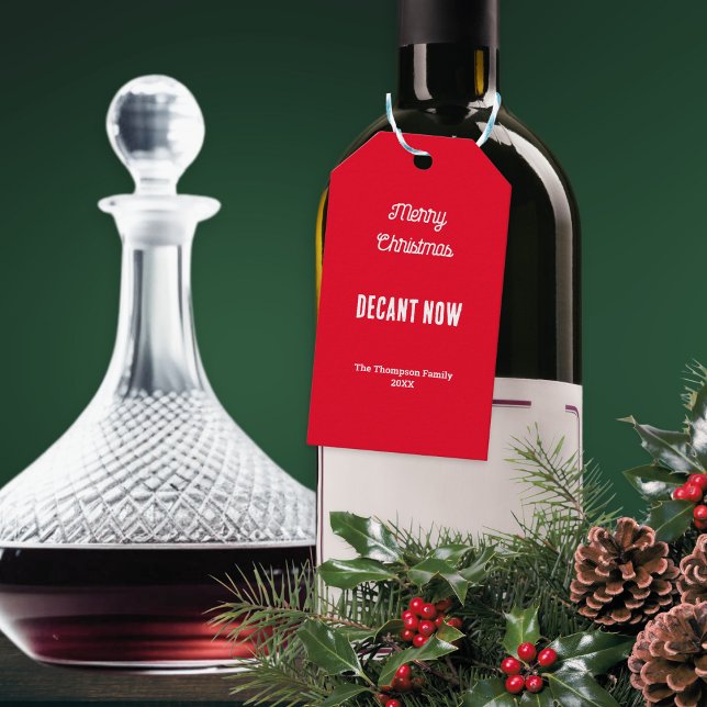 Étiquettes-cadeau Bouteille de vin rouge personnalisée Joyeux Noël M (An elegant personalized label for Christmas with 'Decant Now' and Merry Christmas' words on red)