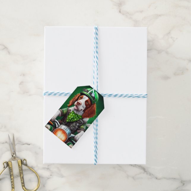 Étiquettes-cadeau Brittany Spaniel conduite vélo St. Patrick's Day (Avec de laficelle)