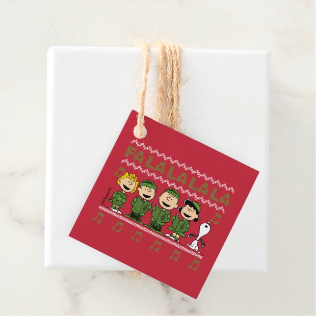 Étiquettes Cadeau Caroling Christmas Sweater Graphic (En situation)