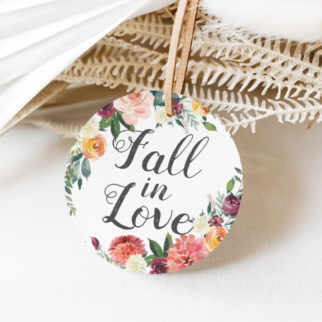 Étiquettes Cadeau Chute en amour Rustique Bourgogne Mariage Floral (Créateur téléchargé)