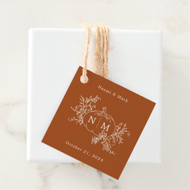 Étiquettes Cadeau Citrouille Vines Monogramme Mariage (En situation)