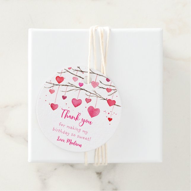 Étiquettes Cadeau Coeurs rouges roses Chérie Anniversaire (En situation)