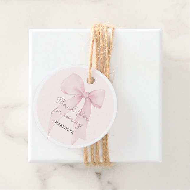 Étiquettes Cadeau Coquette Rose Bow personnalisé (En situation)