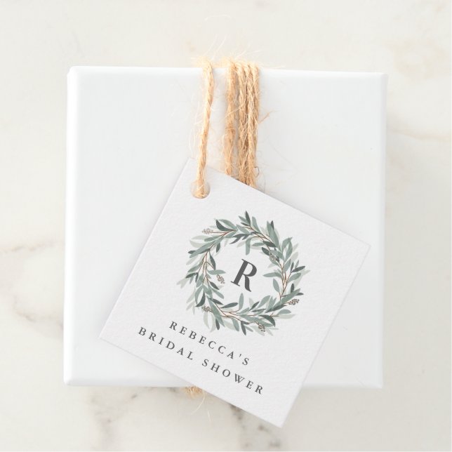 Étiquettes Cadeau Couronne rustique monogramme Baby Shower (En situation)