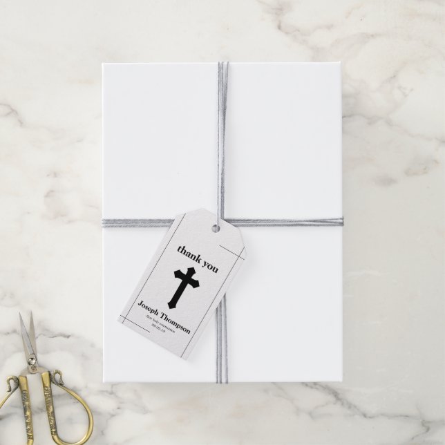 Étiquettes-cadeau Croix noire et blanche moderne Première communion  (Avec de la ficelle)