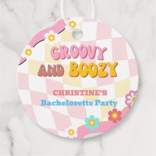 Étiquettes Cadeau Décor de fête de bachelorette Groovy et buveur des