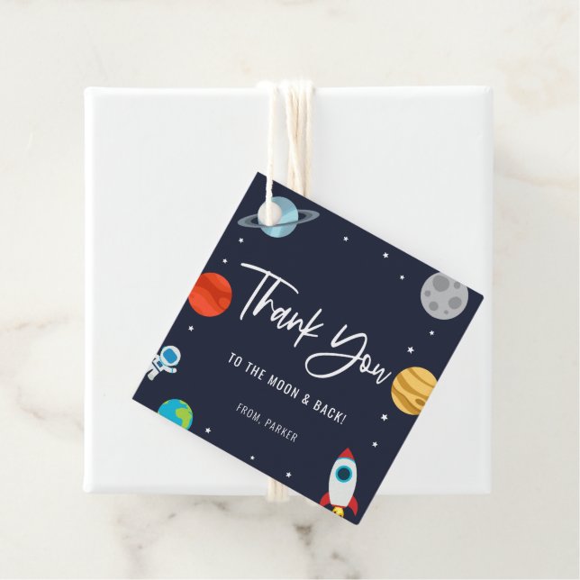 Étiquettes Cadeau Deux L'Espace Lune Thème Anniversaire Fête Merci (En situation)