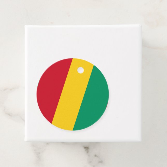 Étiquettes Cadeau Drapeau de Guinée (En situation)