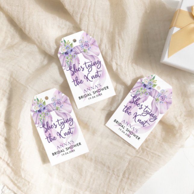 Étiquettes-cadeau Elle Noue le Nœud Réception de Mariage Ruban Lilas (Créateur téléchargé)