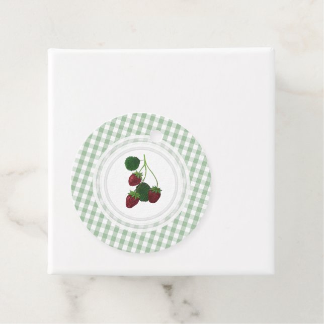 Étiquettes Cadeau En vichy Fraise Favonalized Tags (En situation)