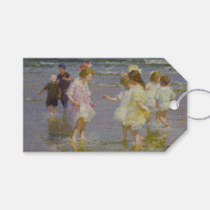 Étiquettes-cadeau Enfants marchant sur la plage (par E.H. Potthast)