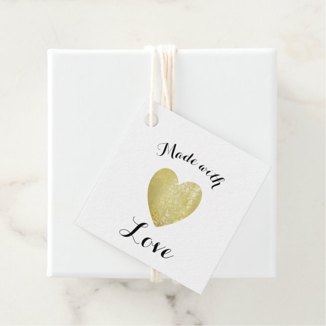 Étiquettes Cadeau Fabriqué avec Love Coeur Timbre Faux Gold Foil (En situation)