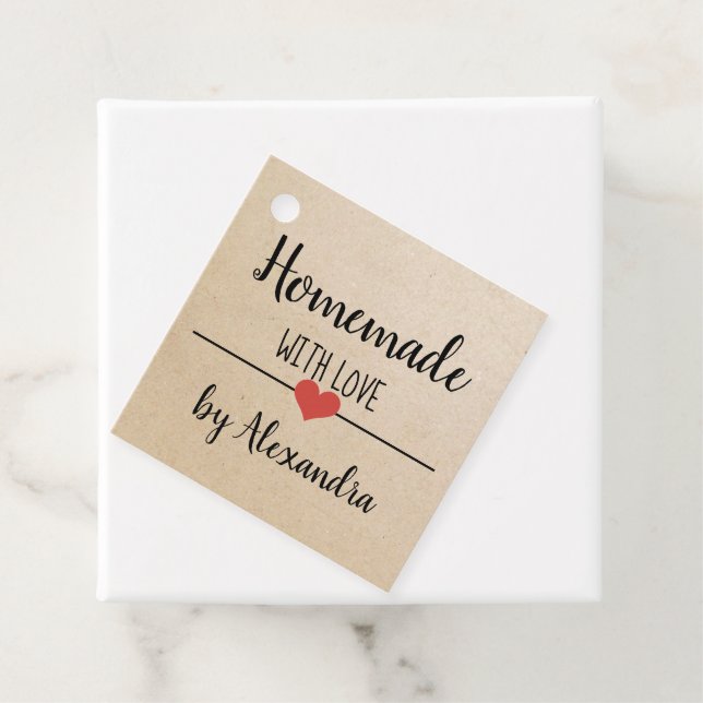 Étiquettes Cadeau Fabriqué maison avec script d'amour artisanal (En situation)