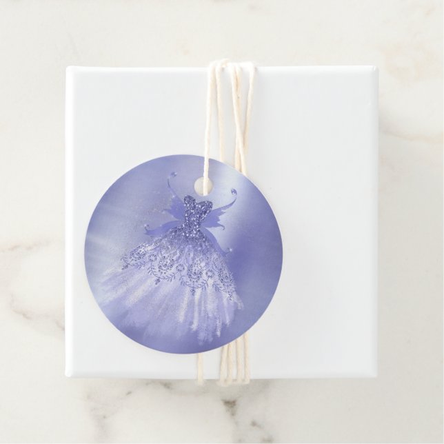 Étiquettes Cadeau Fairy Wing Lavender Gown | Fleur d'iridescente vio (En situation)