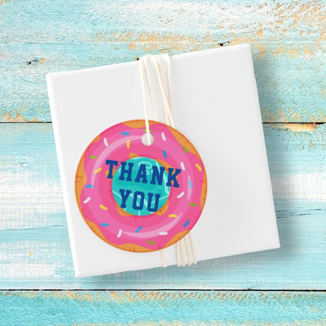 Étiquettes Cadeau Fête de la piscine intérieure de la piscine intéri (Créateur téléchargé)