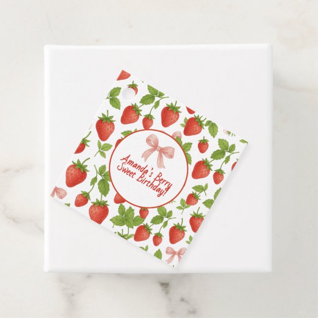 Étiquettes Cadeau Fête des Anniversaires de enfants de fraises - (En situation)