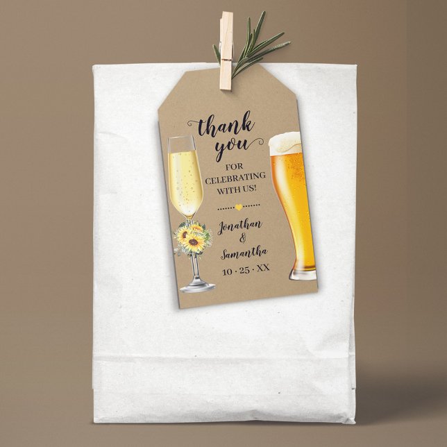Étiquettes-cadeau Fête des mariées de bulles et brasseries tournesol (Bubbles & Brews Sunflower Greenery Favor tag, Bridal Shower, Couples Shower, Rehearsal Wedding)