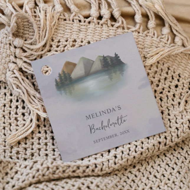 Étiquettes Cadeau Fin de semaine Rustic Mountain & Lake Bachelorette (Créateur téléchargé)