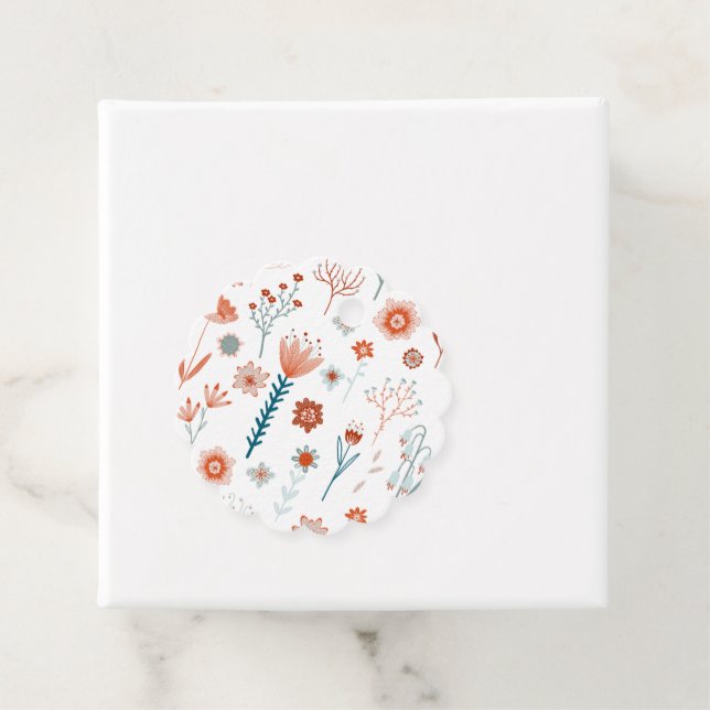 Étiquettes Cadeau Floral scandinave moderne (En situation)